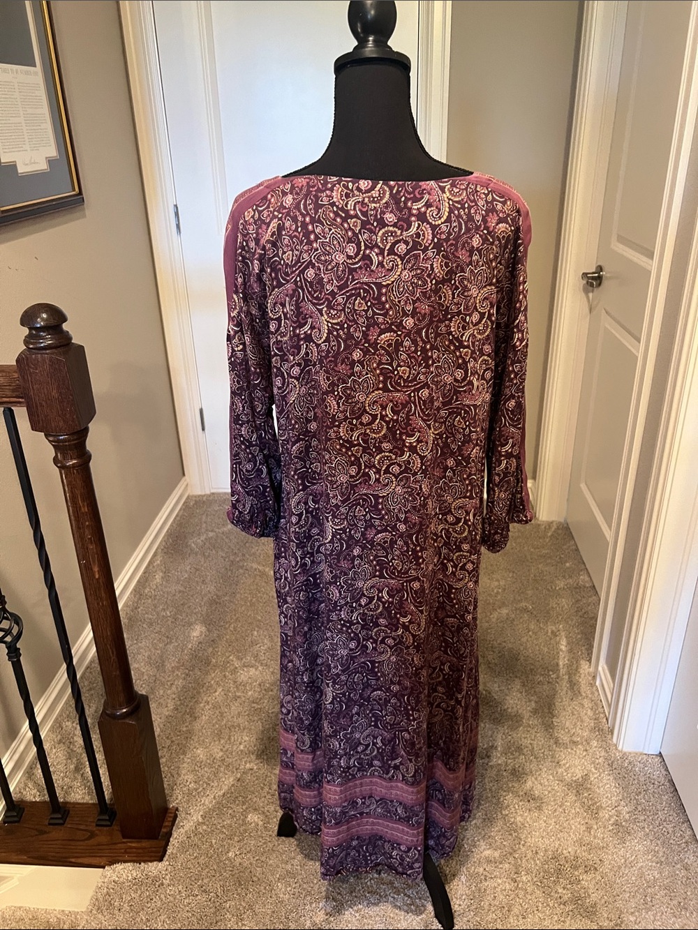 Women's Purple Paisley Maxi Dress with Scoop Neck and Long Sleeves Size Large - Picture 9 of 11